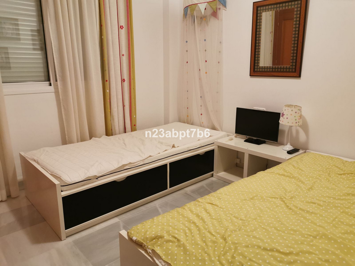3 Bedroom Apartment for Sale in Aloha — 8