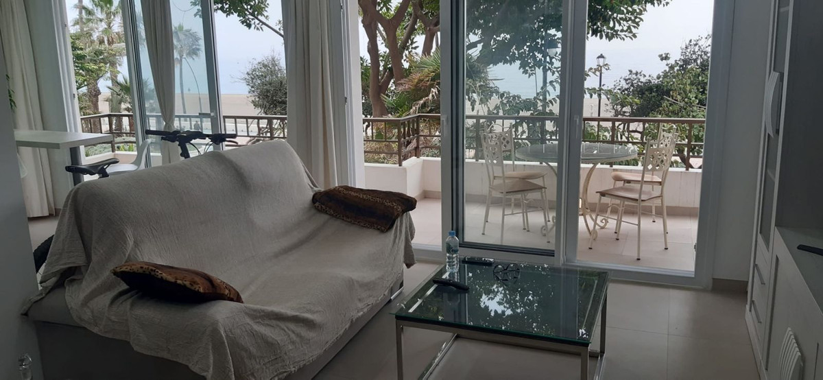 2 Bedroom Apartment for Sale in Estepona — 3