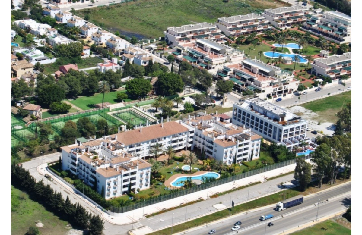 7 Bedroom Apartment for Sale in Marbella — 2
