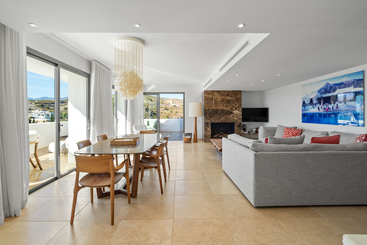 3 Bedroom Apartment for Sale in Los Flamingos — 3