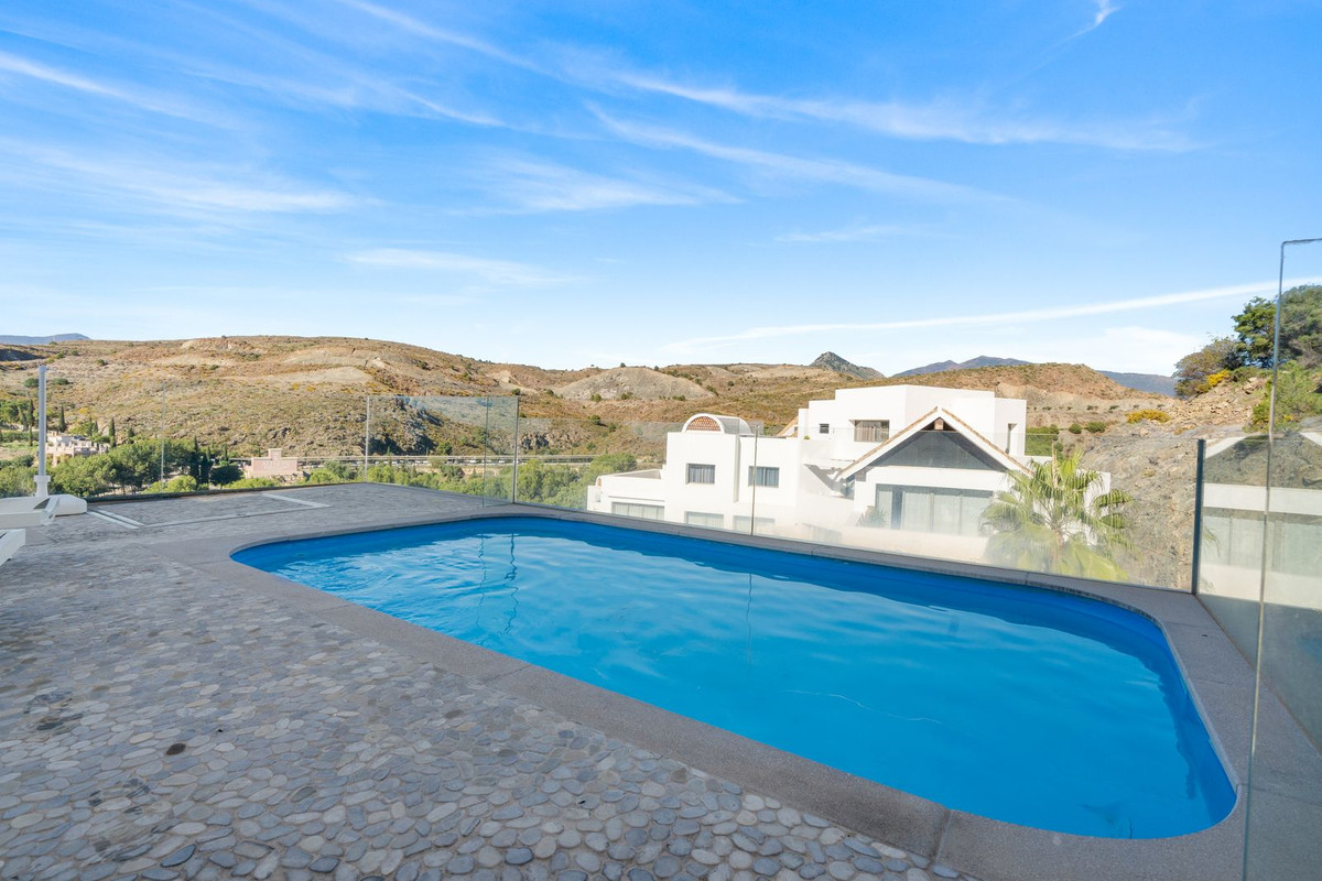 3 Bedroom Apartment for Sale in Los Flamingos — view 10