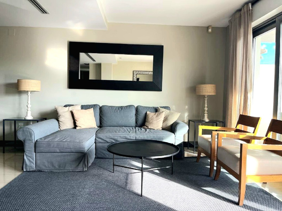 1 Bedroom Apartment for Sale in Benahavís — 3