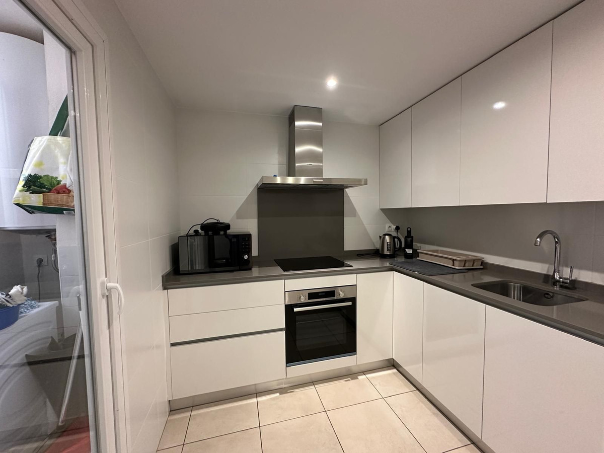 3 Bedroom Apartment for Sale in Nueva Andalucía — 7