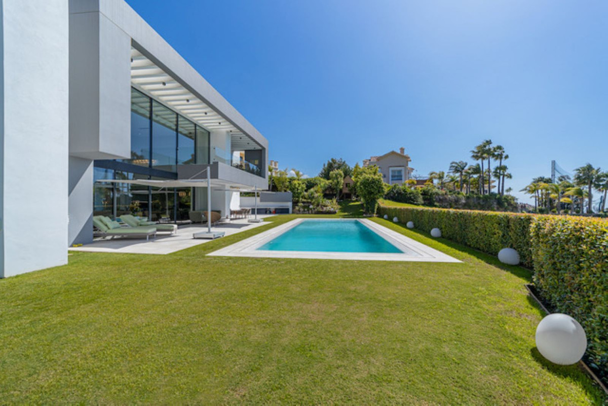 5 Bedroom Villa for Sale in Los Arqueros — 2