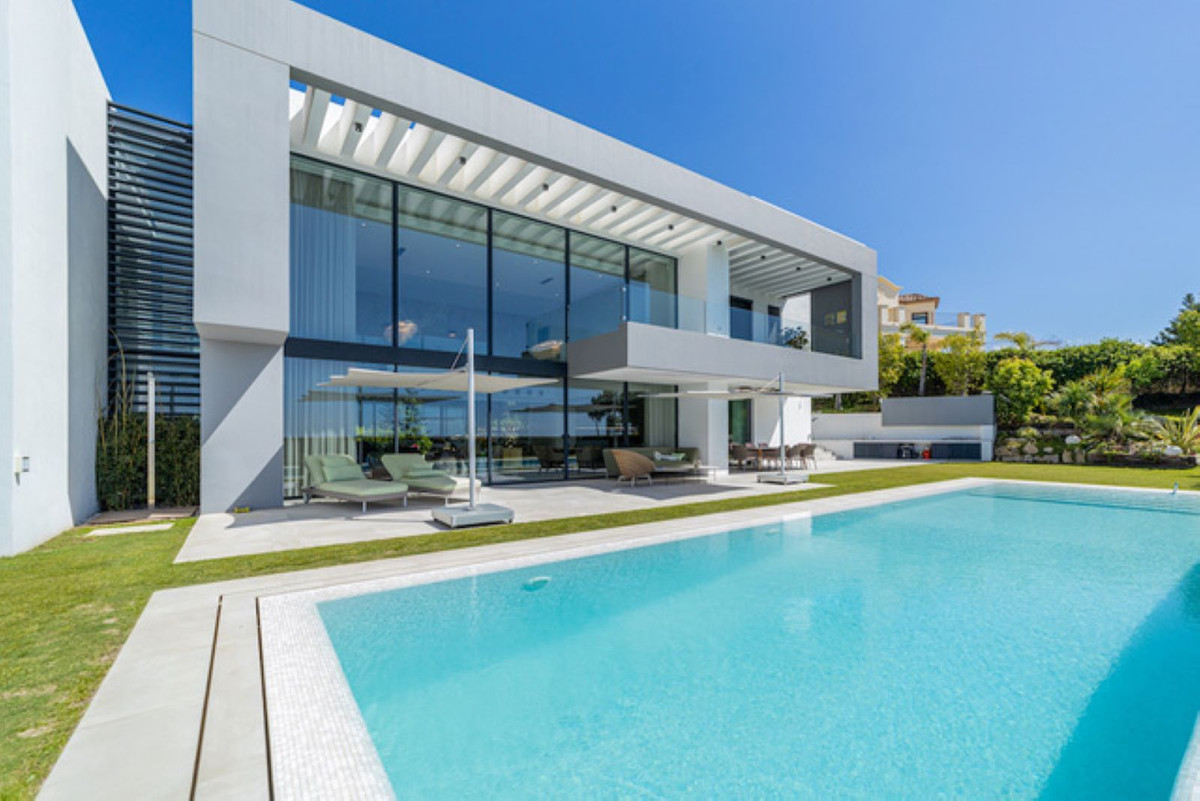 5 Bedroom Villa for Sale in Los Arqueros — 3