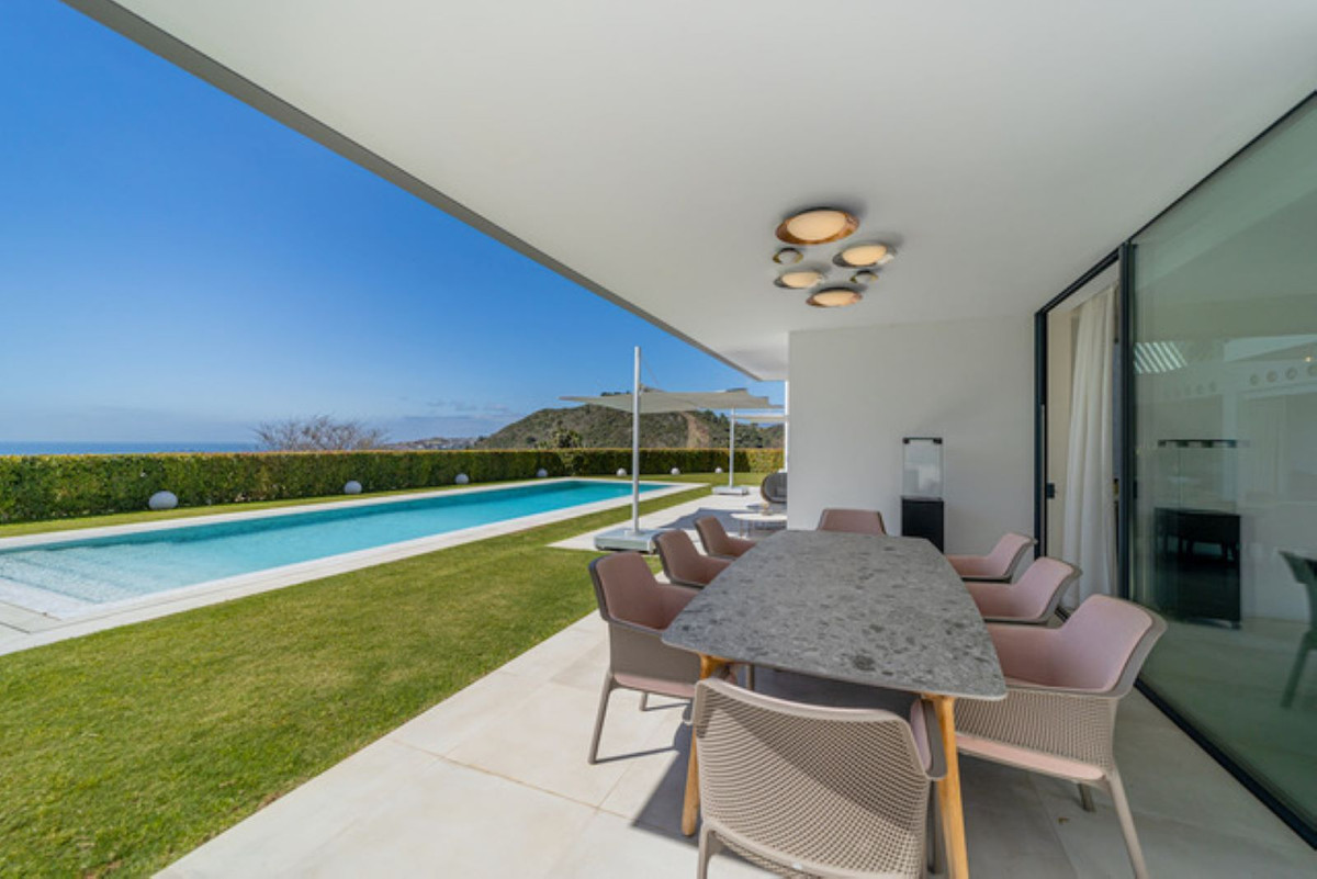 5 Bedroom Villa for Sale in Los Arqueros — 4