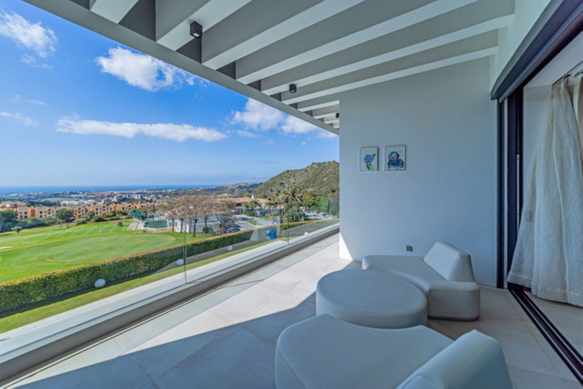 5 Bedroom Villa for Sale in Los Arqueros — 7