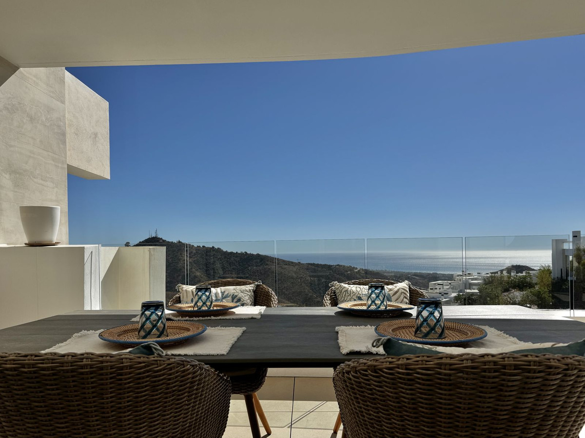 3 Bedroom Apartment for Sale in Ojén — 3