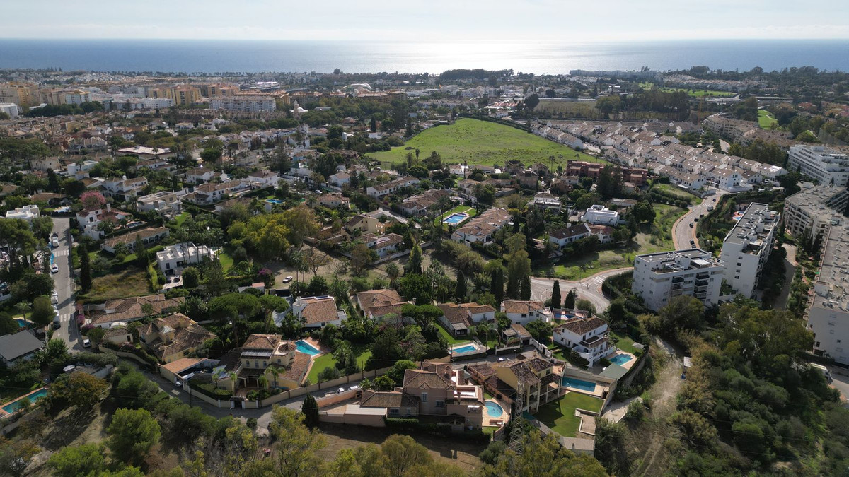 6 Bedroom Villa for Sale in San Pedro de Alcántara — 5
