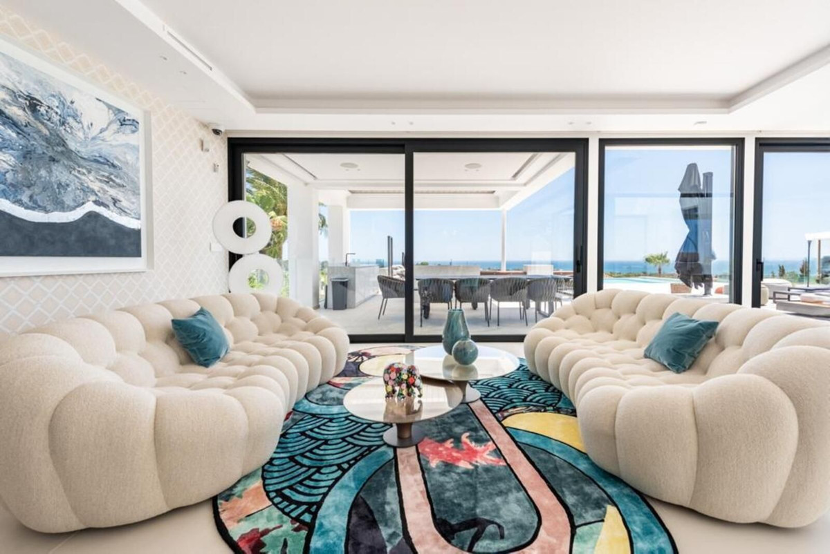 6 Bedroom Villa for Sale in Benahavís — 4