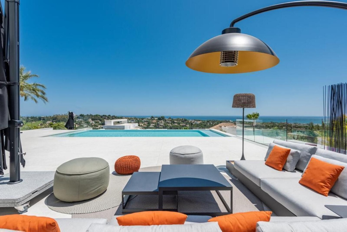 6 Bedroom Villa for Sale in Benahavís — 8
