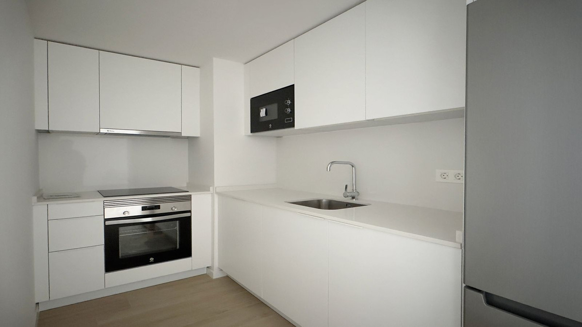3 Bedroom Apartment for Sale in Nueva Andalucía — view 10