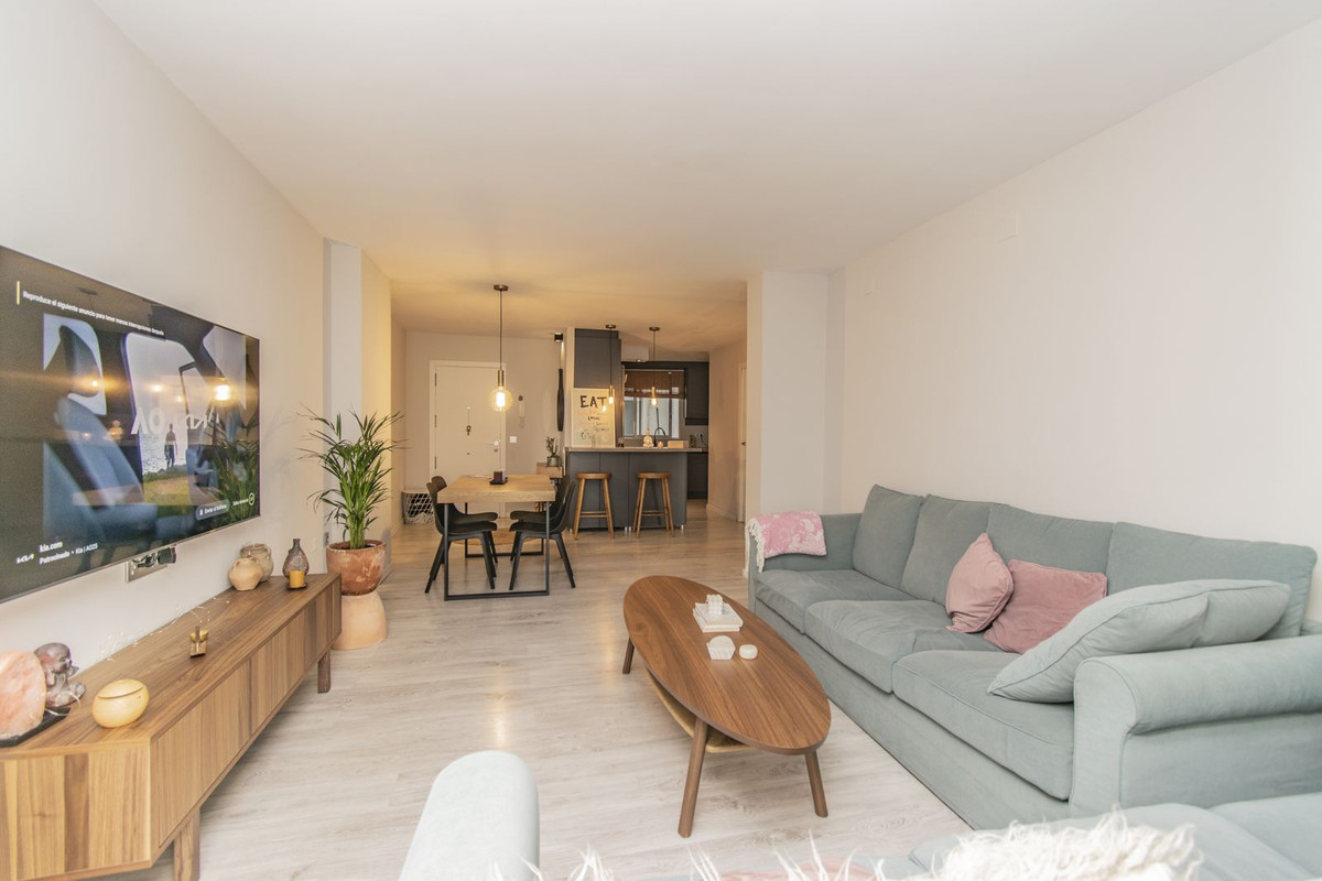 4 Bedroom Apartment for Sale in Marbella