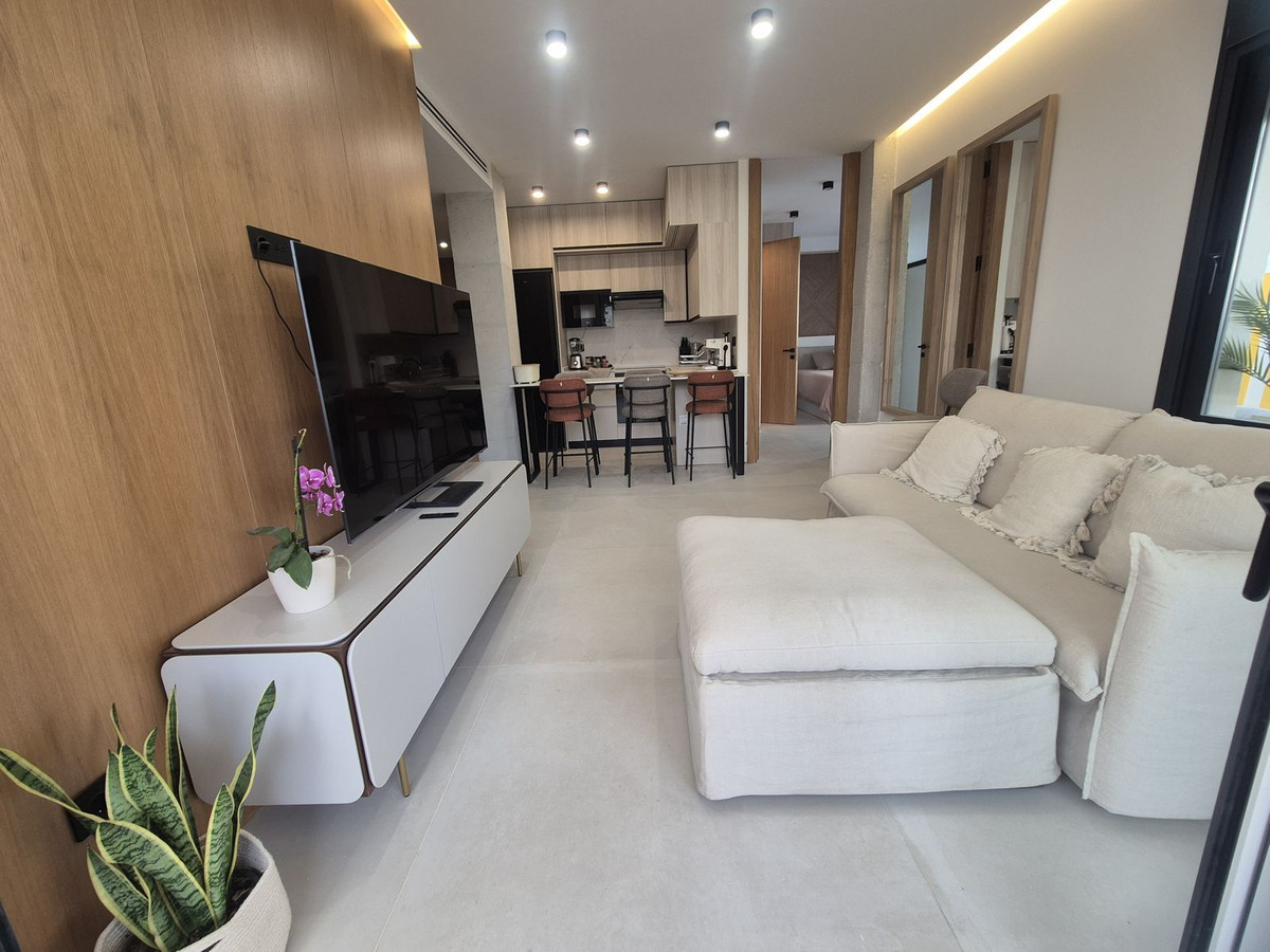 2 Bedroom Apartment for Sale in Puerto Banús — view 20