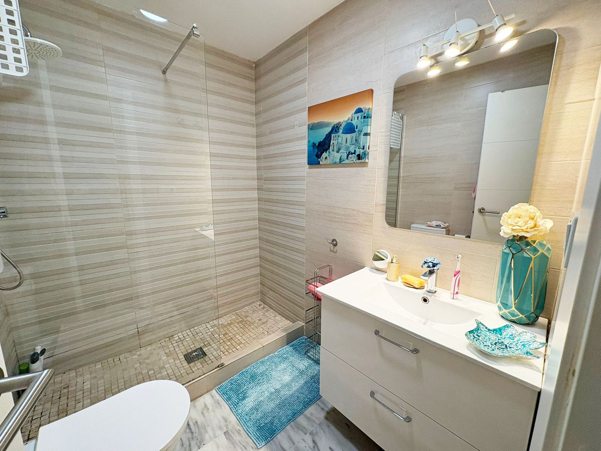 3 Bedroom Villa for Sale in Bel Air — view 12