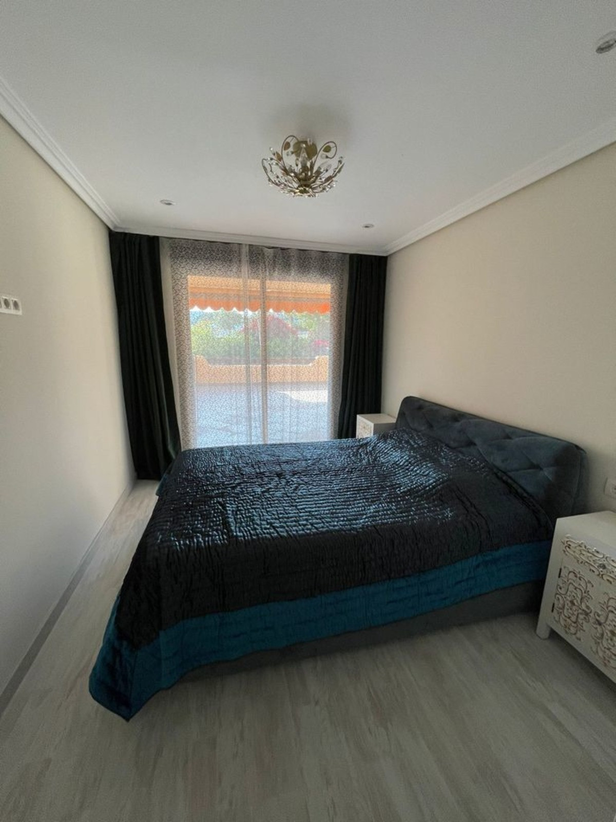 2 Bedroom Apartment for Sale in Benahavís — view 10