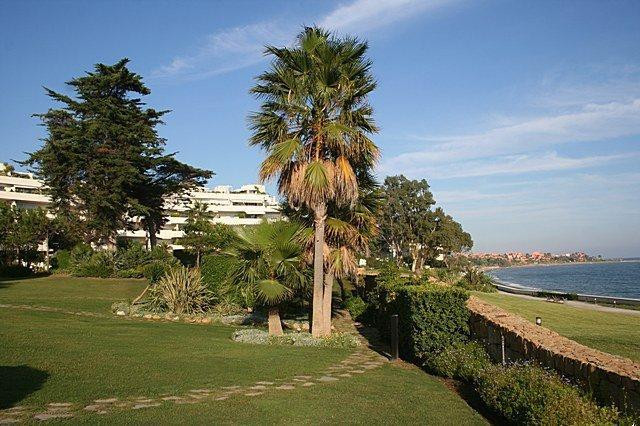 3 Bedroom Villa for Sale in Estepona — 9