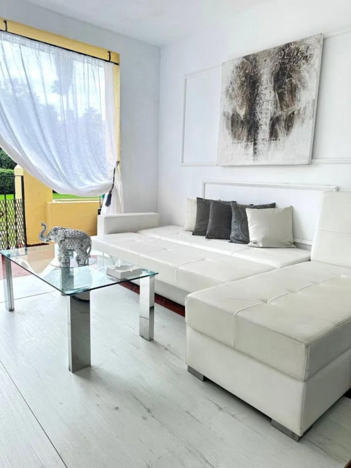 2 Bedroom Apartment for Sale in Guadalmina Alta — 5