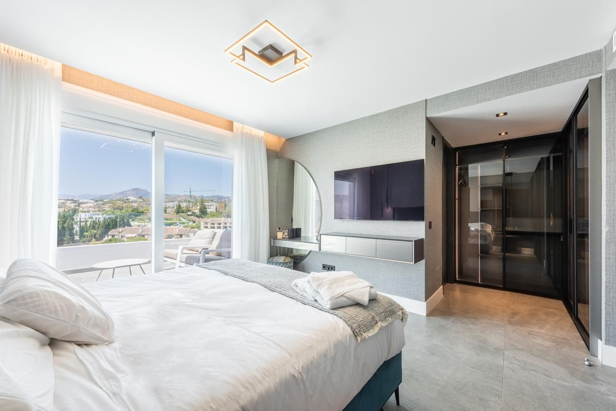 3 Bedroom Apartment for Sale in La Quinta — 3