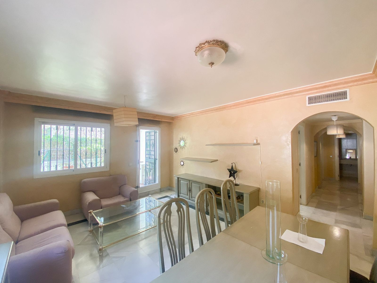 3 Bedroom Apartment for Sale in Nagüeles — 3