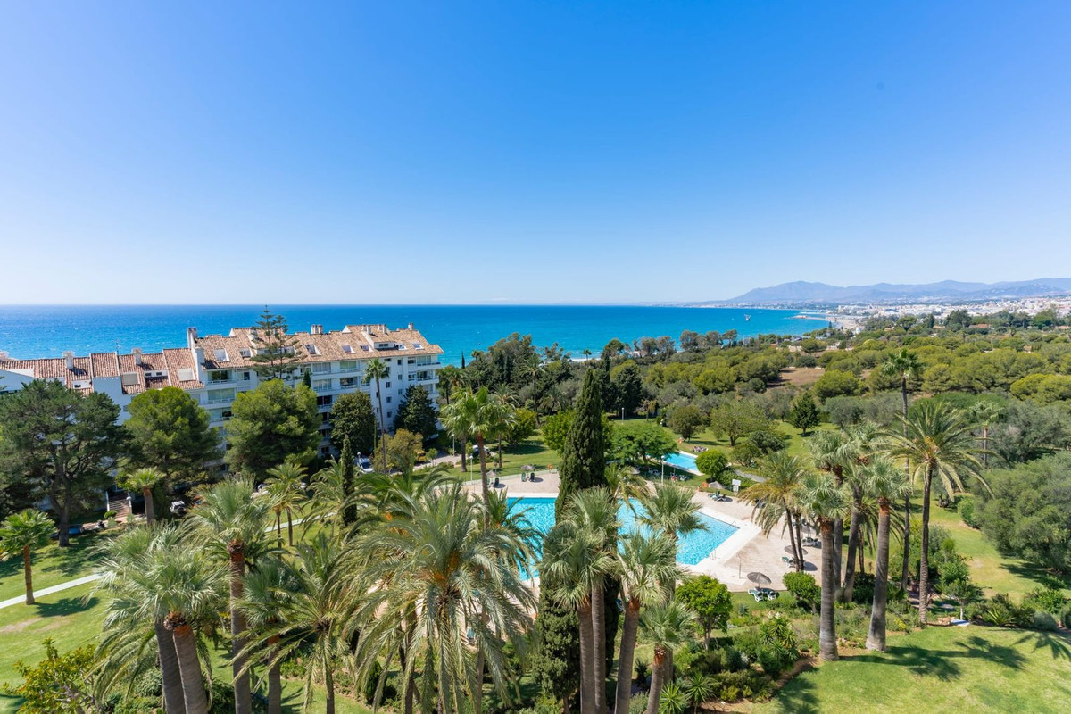 3 Bedroom Apartment for Sale in Marbella — 4