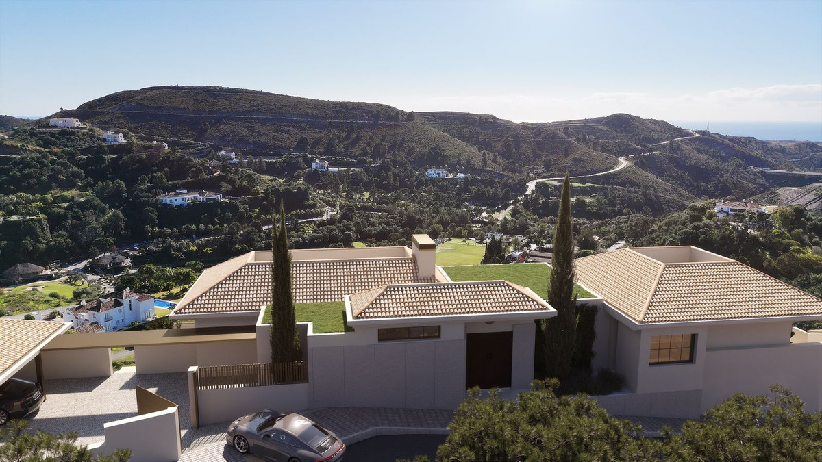 4 Bedroom Villa for Sale in Benahavís — 3