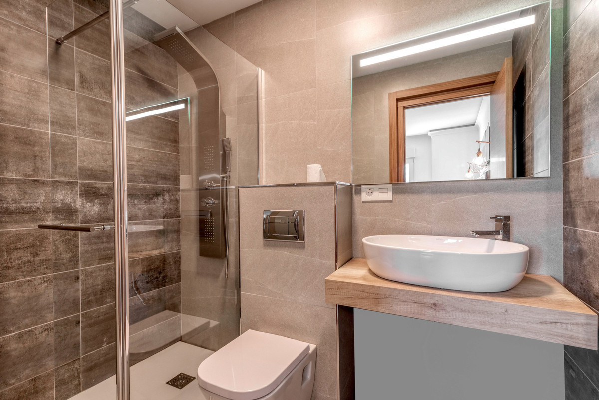 3 Bedroom Apartment for Sale in Puerto Banús — 8
