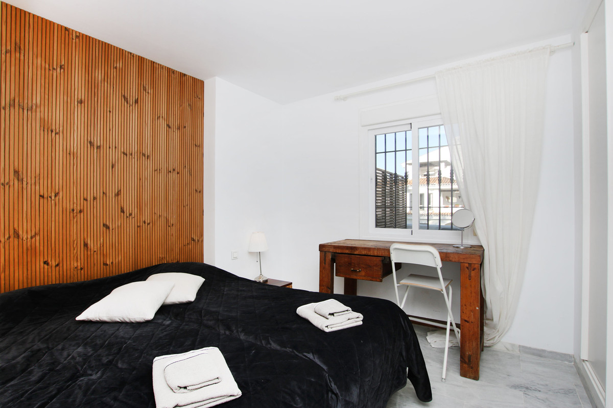3 Bedroom Apartment for Sale in Nueva Andalucía — view 16