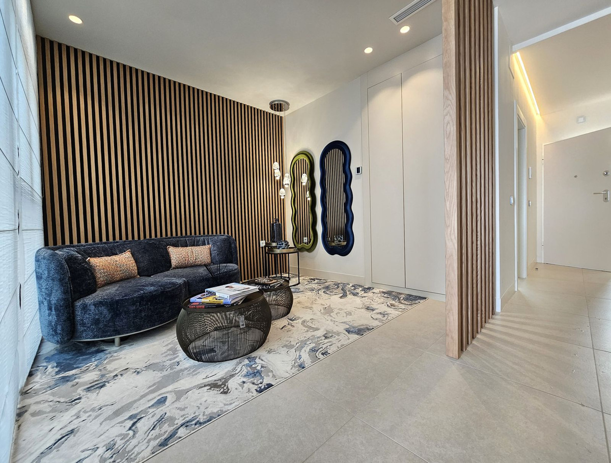 4 Bedroom Villa for Sale in New Golden Mile — view 12