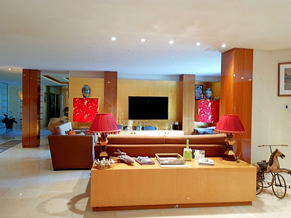 4 Bedroom Apartment for Sale in New Golden Mile — 8
