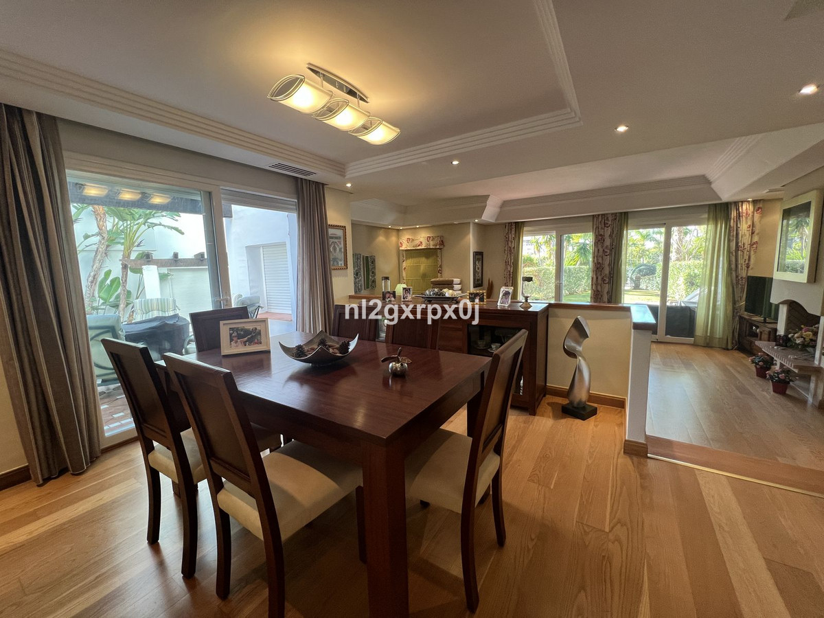 3 Bedroom Villa for Sale in Costalita — 9