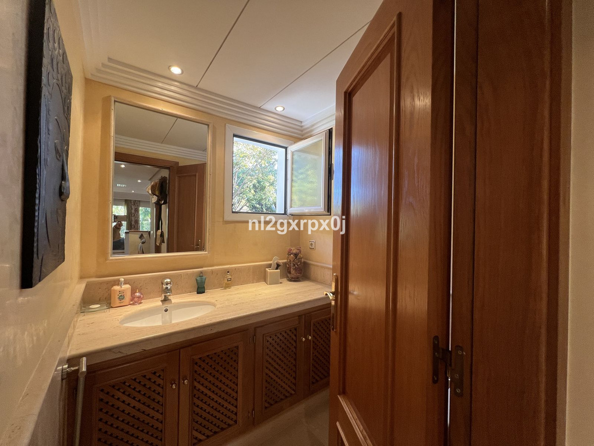 3 Bedroom Villa for Sale in Costalita — view 10