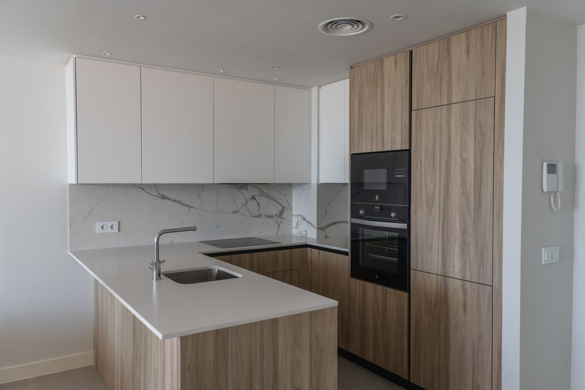 2 Bedroom Apartment for Sale in Estepona — 2