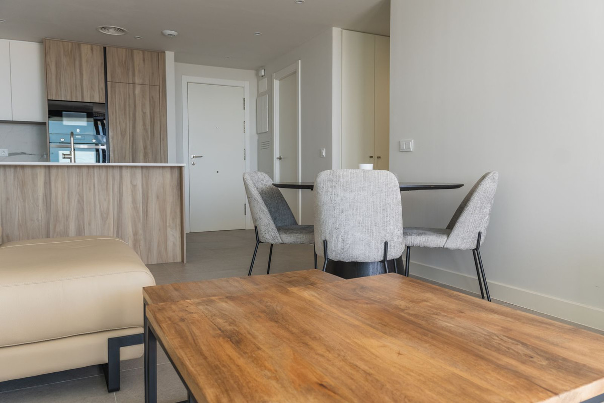 2 Bedroom Apartment for Sale in Estepona — 9