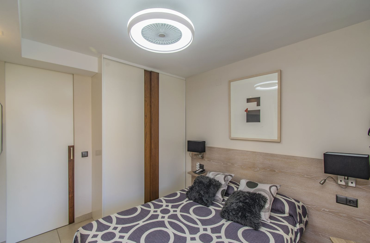 3 Bedroom Apartment for Sale in Marbella — view 10