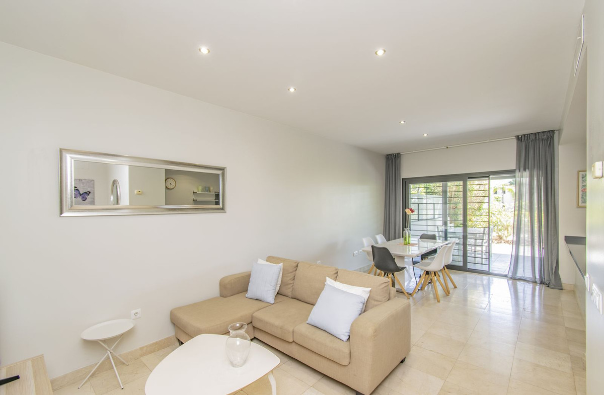 2 Bedroom Apartment for Sale in Los Flamingos — 2