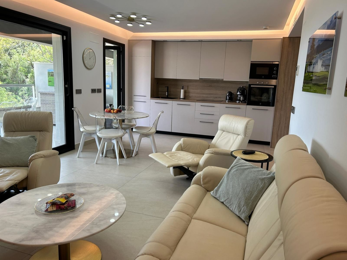 3 Bedroom Apartment for Sale in La Quinta — 3