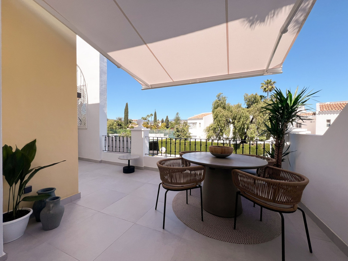 3 Bedroom Apartment for Sale in Nueva Andalucía — view 14