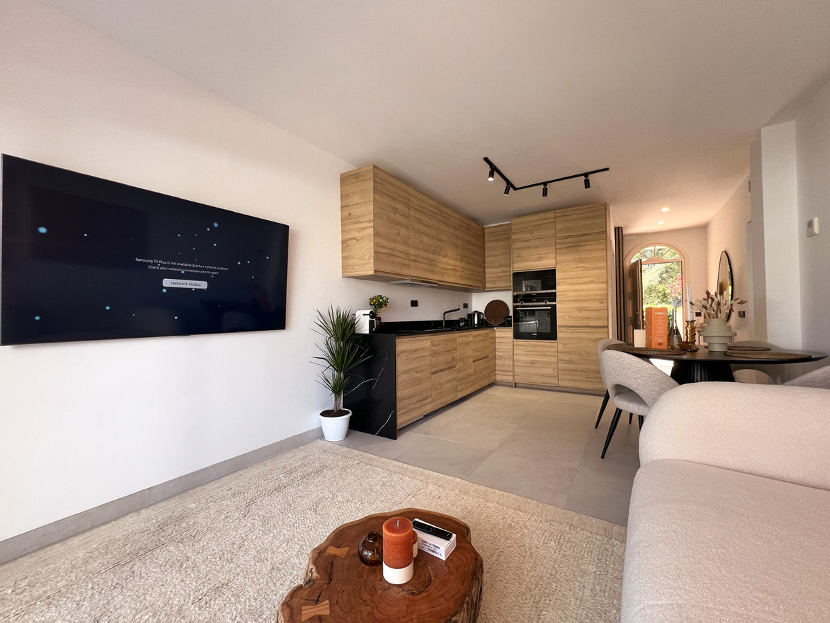 3 Bedroom Apartment for Sale in Nueva Andalucía — view 17