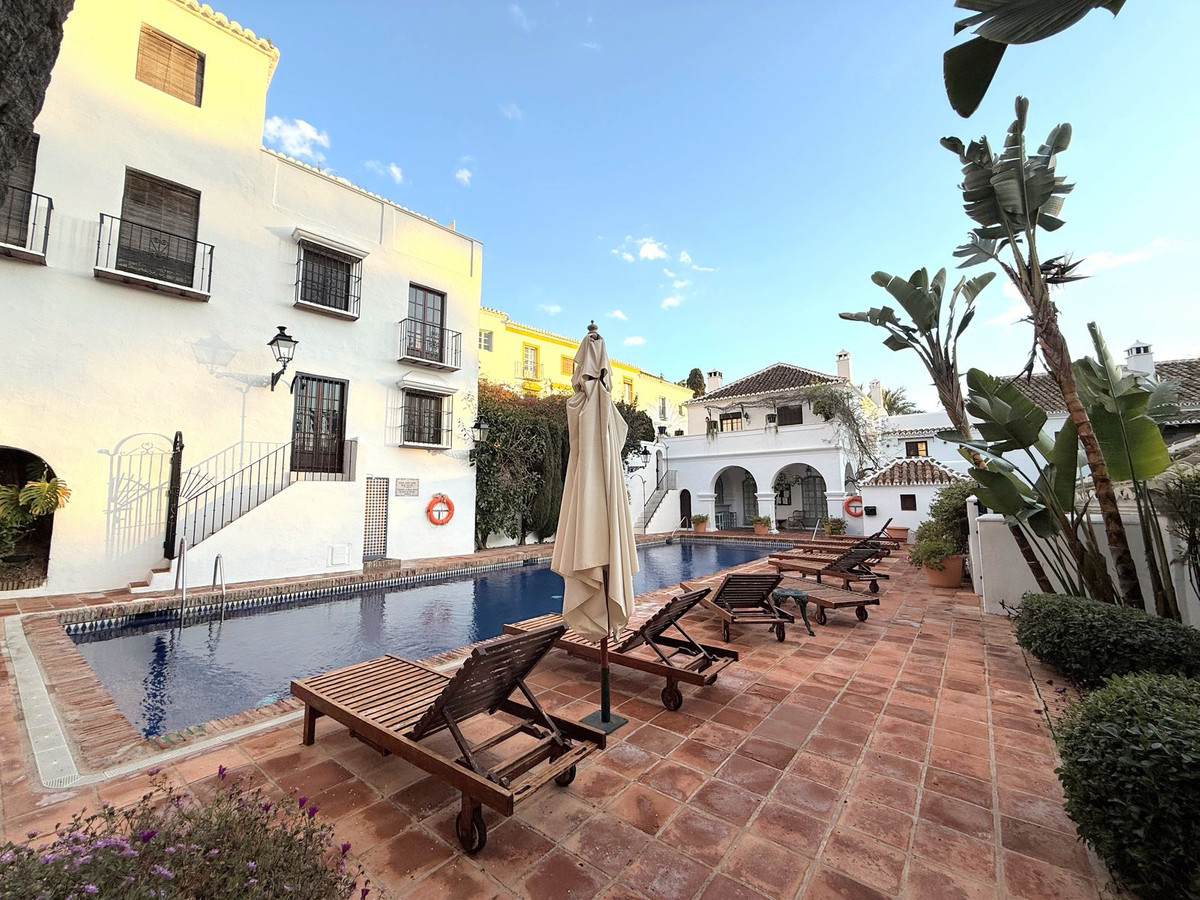 4 Bedroom Villa for Sale in Marbella — 9