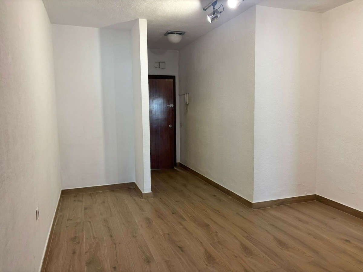 3 Bedroom Apartment for Sale in Marbella