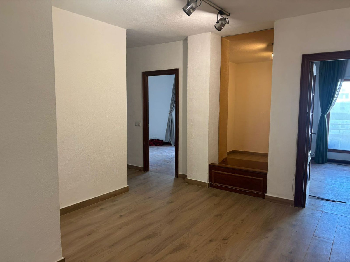 3 Bedroom Apartment for Sale in Marbella — 2
