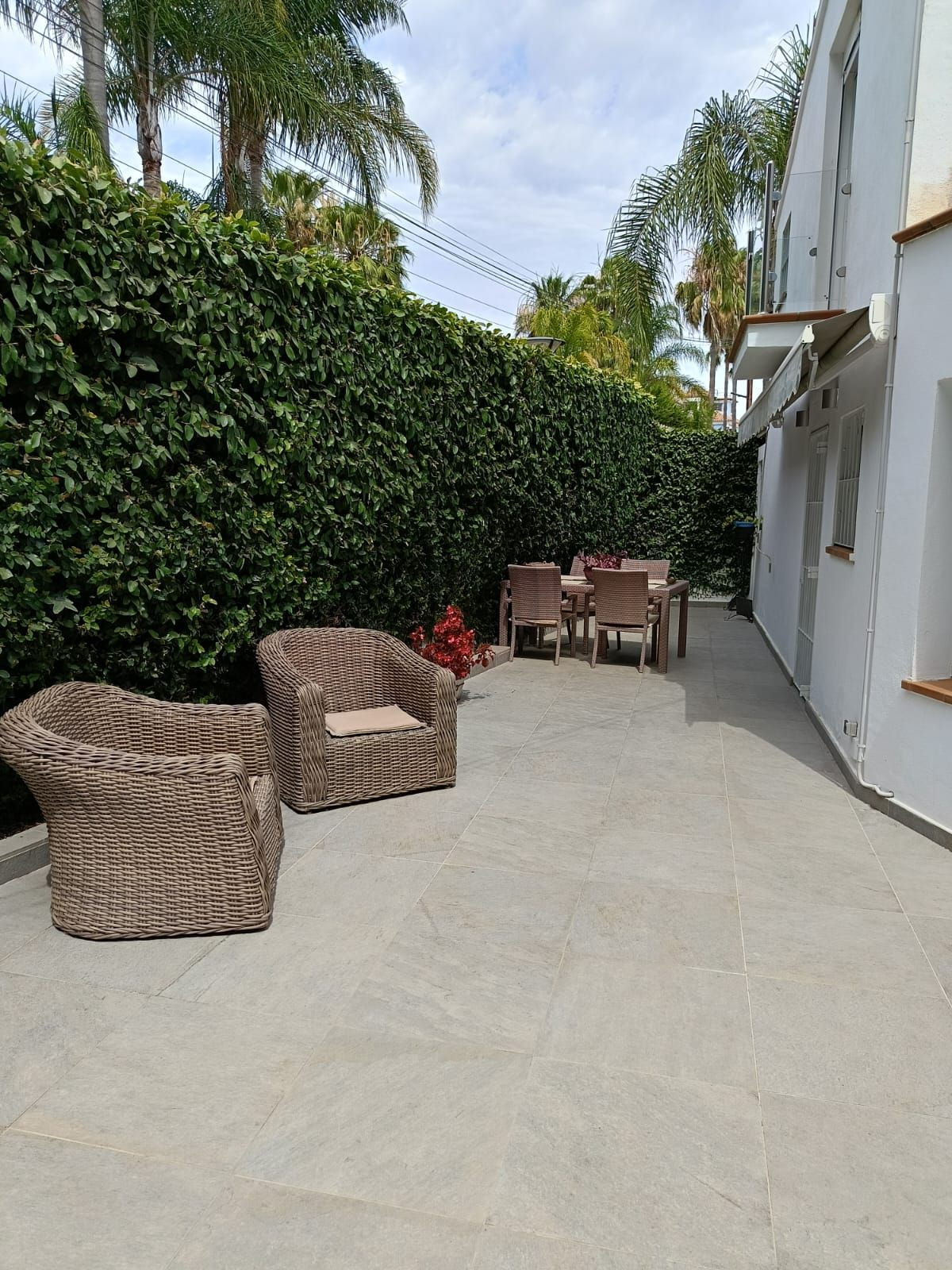 4 Bedroom Villa for Sale in San Pedro de Alcántara — 2
