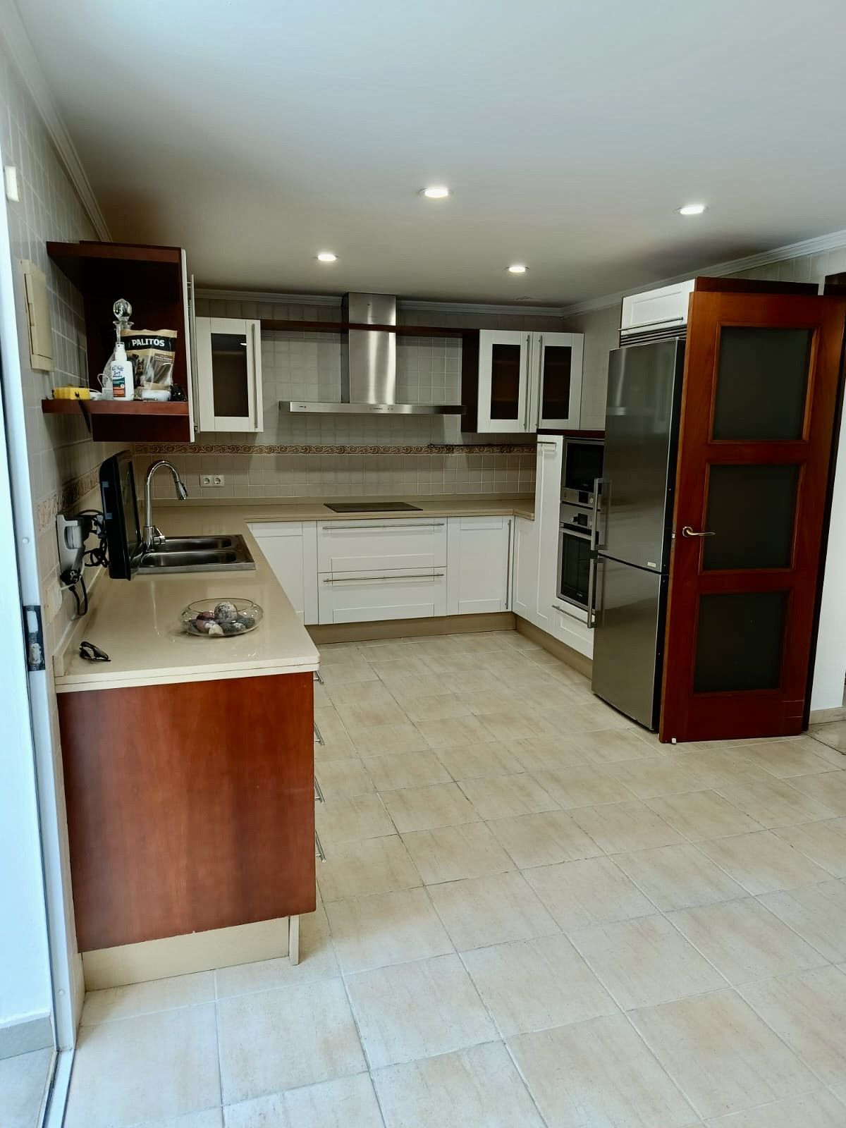 4 Bedroom Villa for Sale in San Pedro de Alcántara — 4