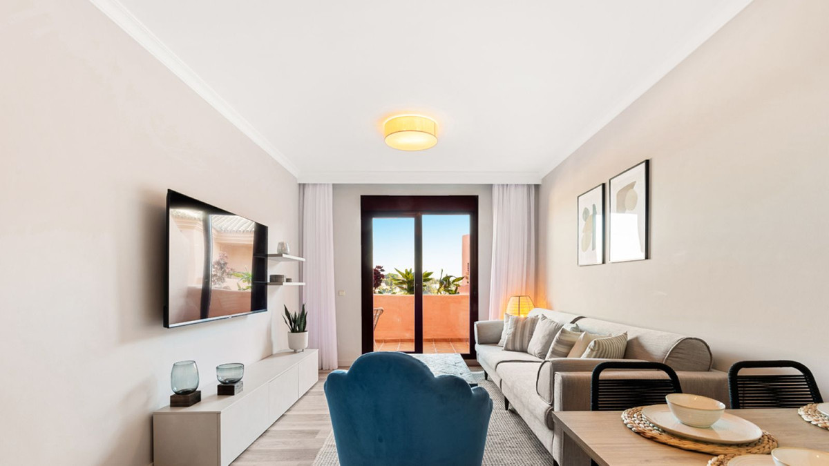 2 Bedroom Apartment for Sale in El Paraiso