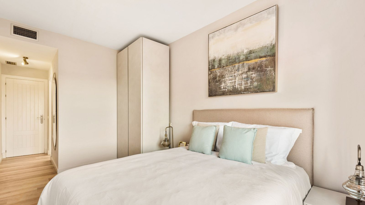 2 Bedroom Apartment for Sale in El Paraiso — 8