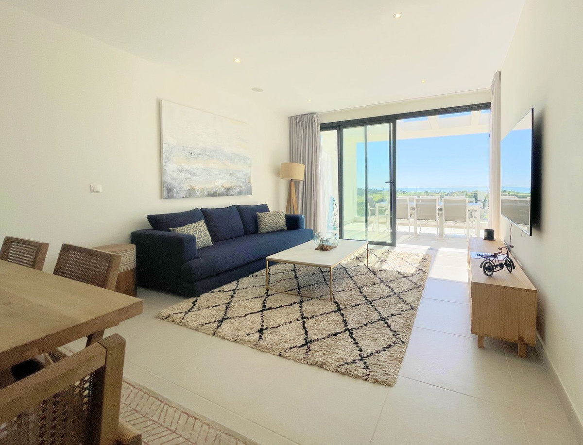 3 Bedroom Apartment for Sale in Estepona — 4