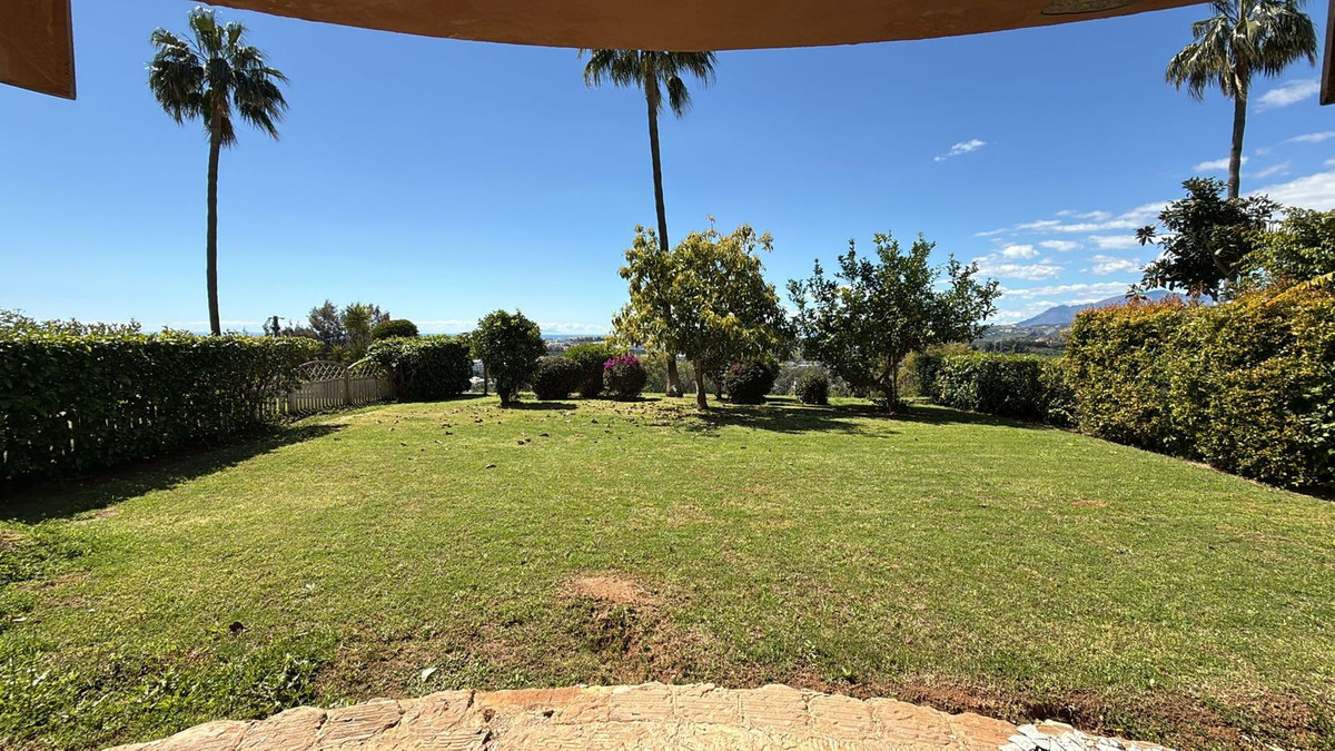 4 Bedroom Apartment for Sale in Nueva Andalucía — 3