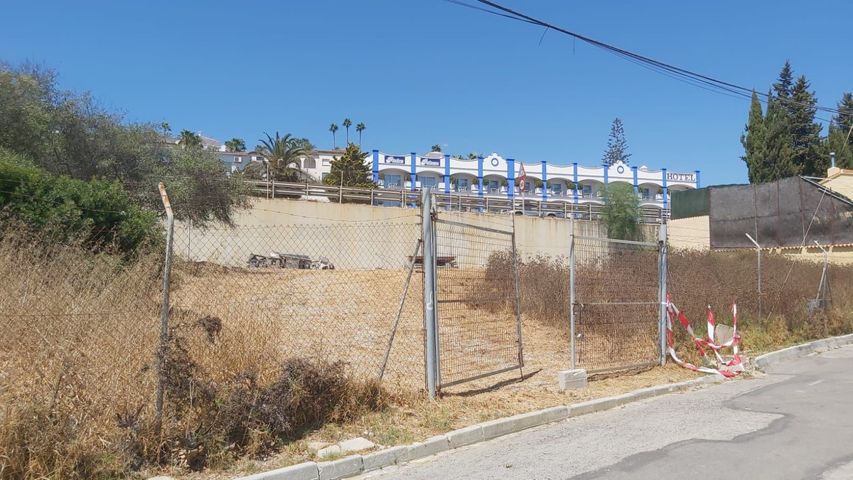Plot for Sale in Estepona — 4