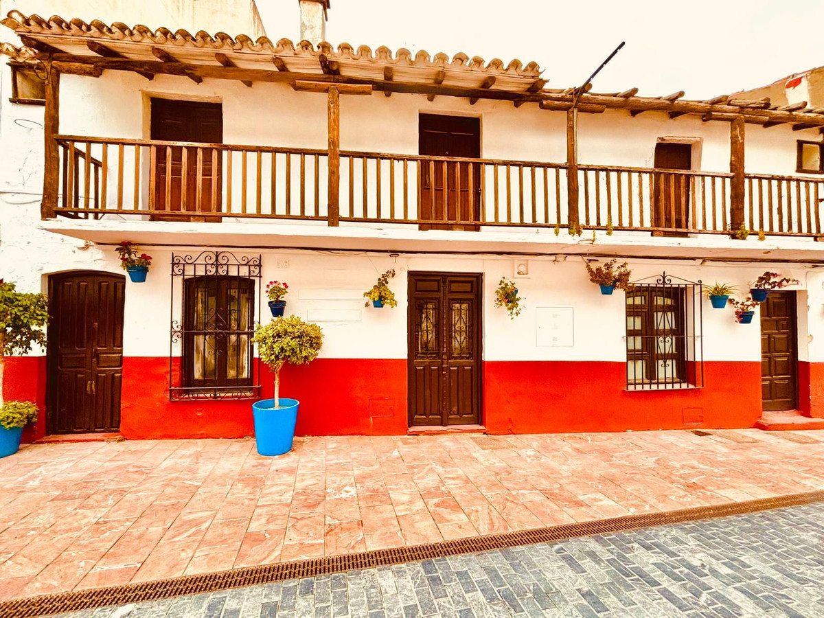 Plot for Sale in Estepona